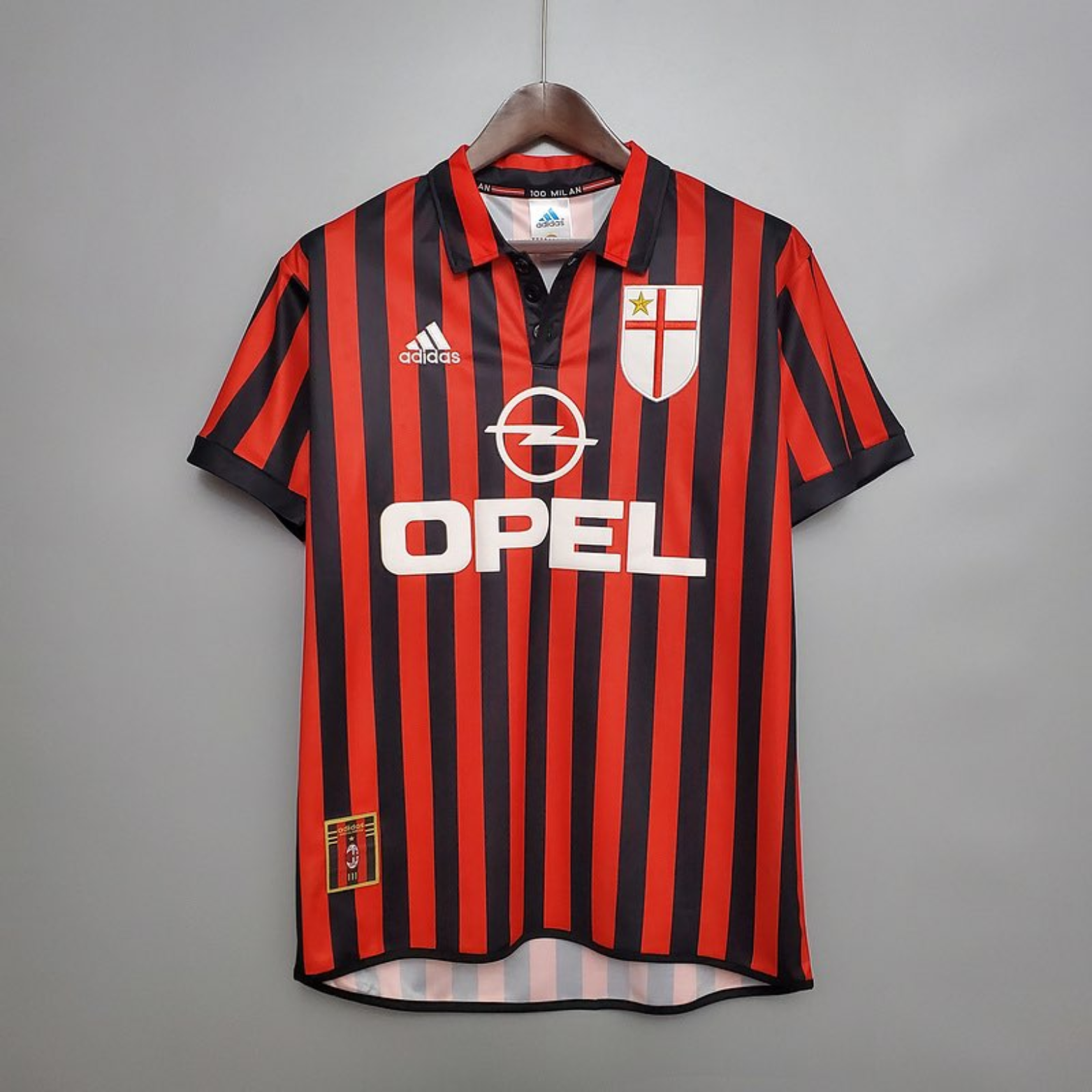Camiseta de local del AC Milan 1999/00
