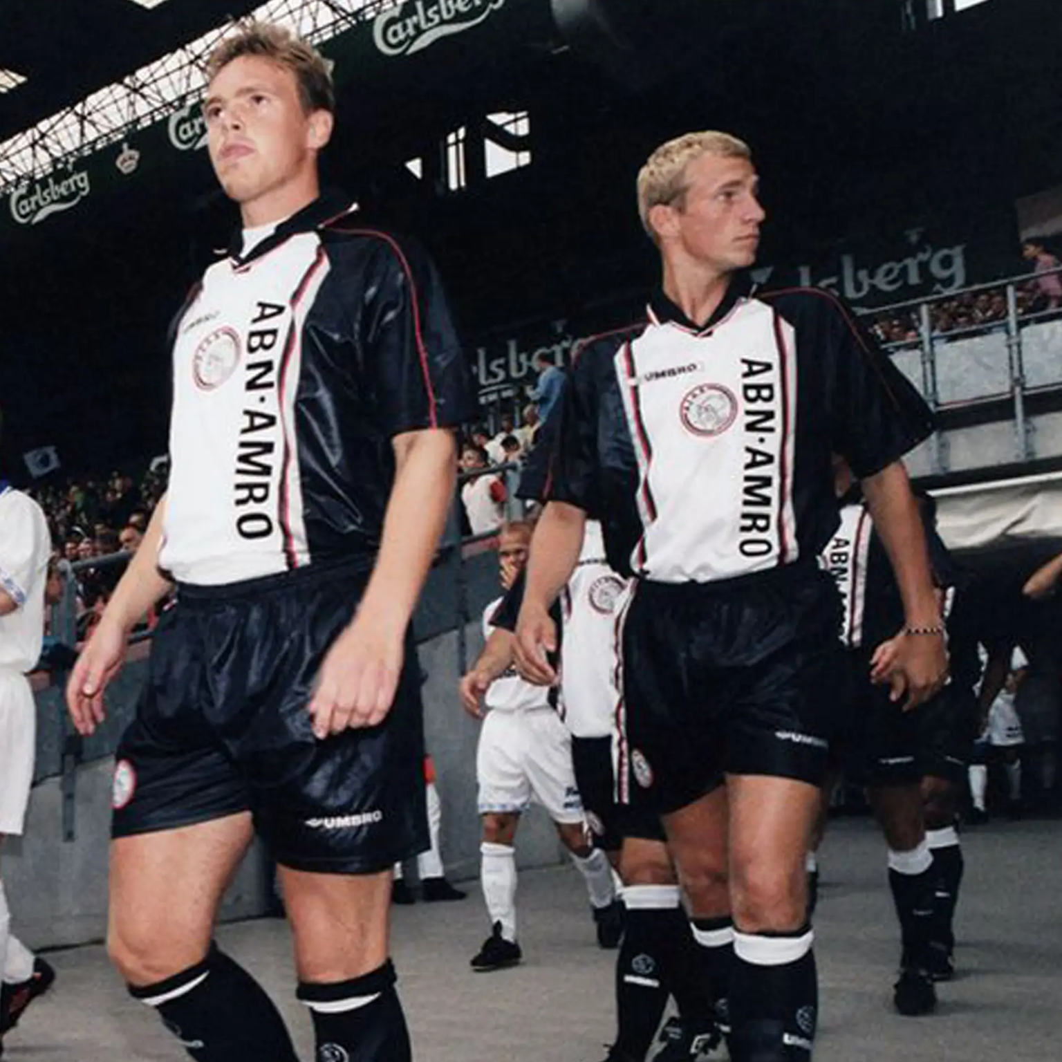 Camiseta de visitante del AJAX 1998/99