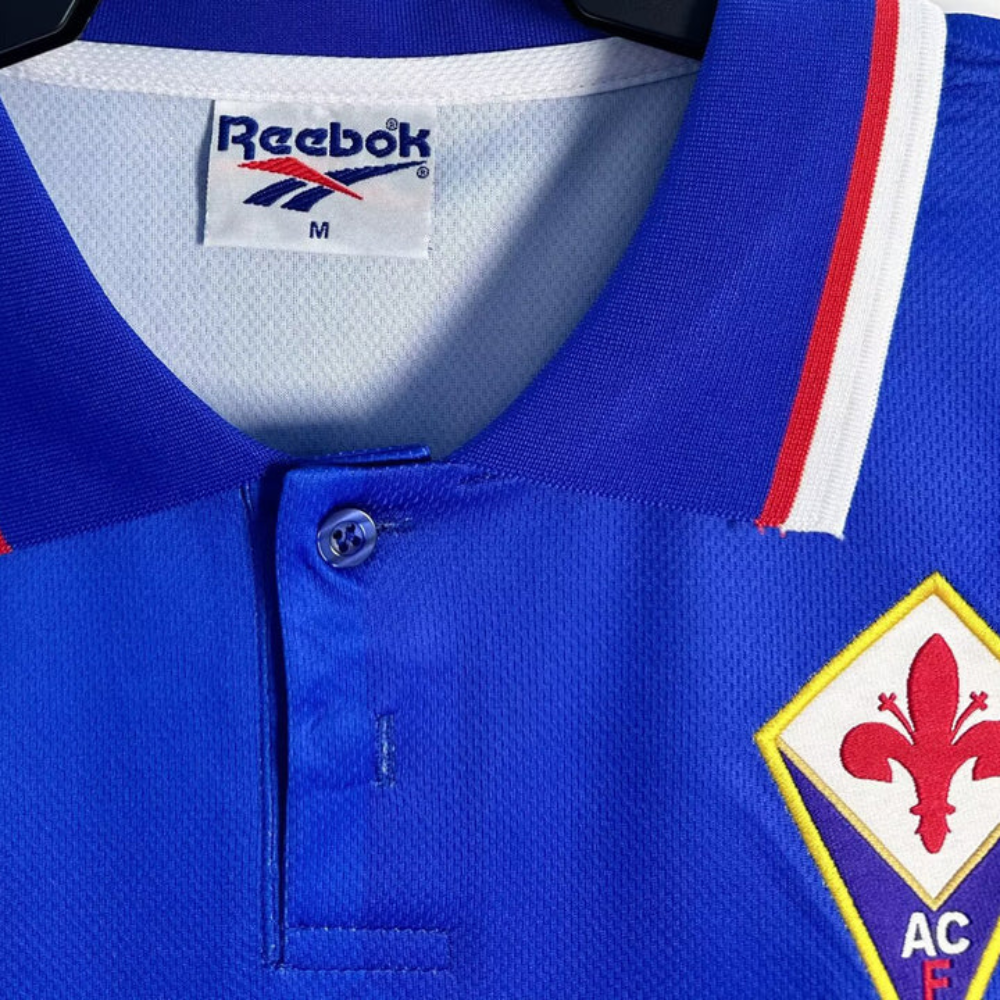 CAMISETA RETRO DE LOCALIDAD DE LA FIORENTINA 1995/96