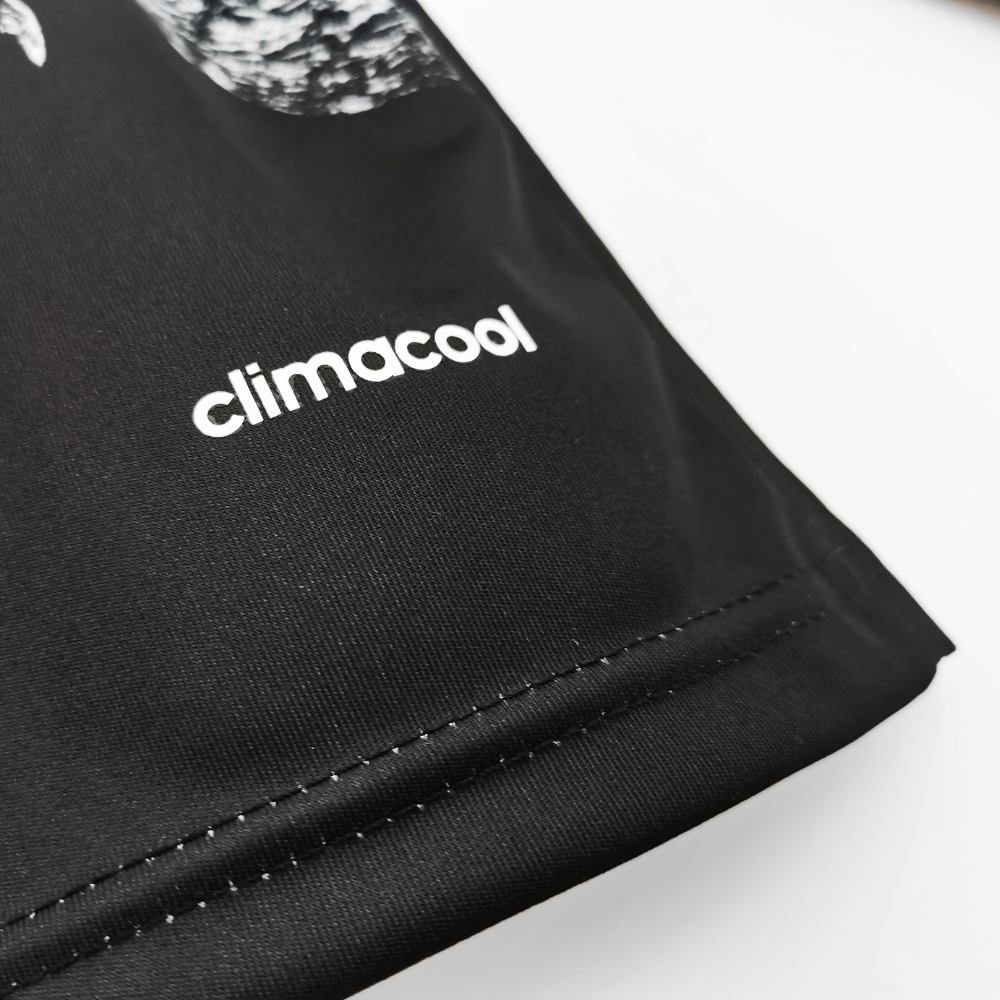 RETRO REAL MADRID 'RONALDO 7' LEGENDS 'DRAGON' DERDE SHIRT 2014/15