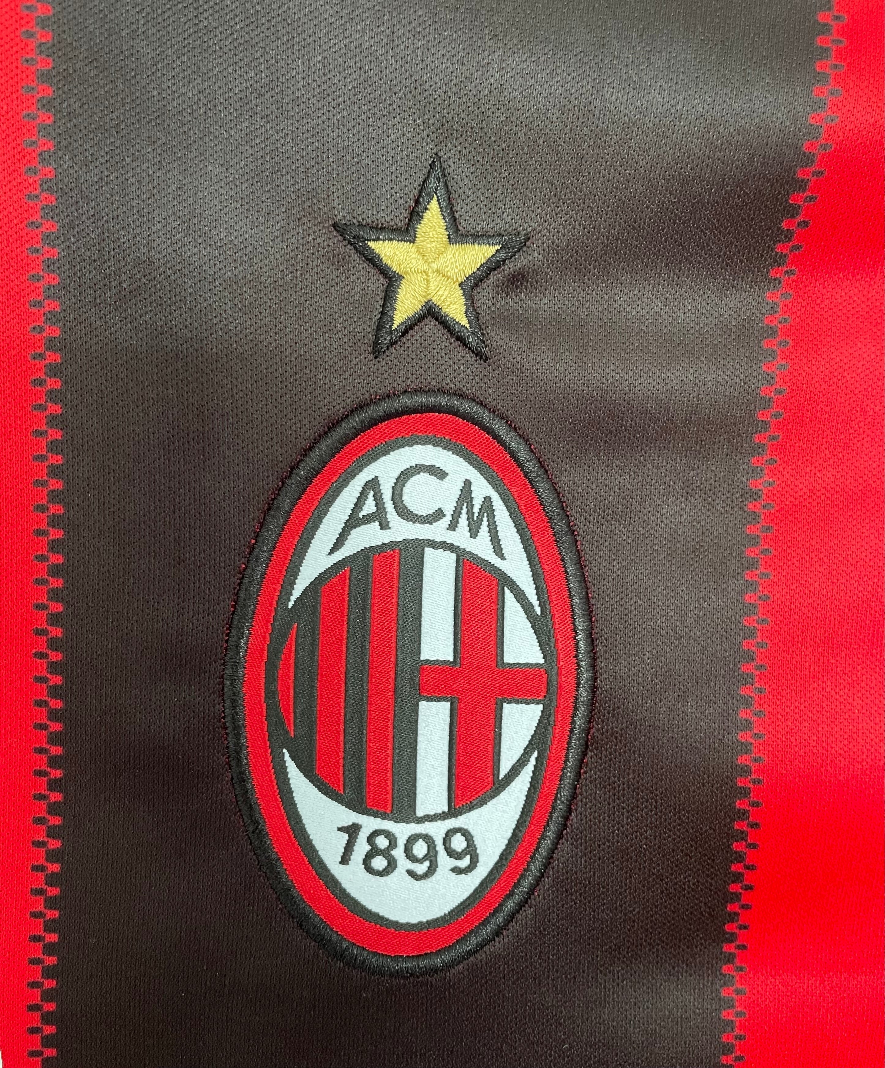 Camiseta de visitante del AC Milan 2010-11