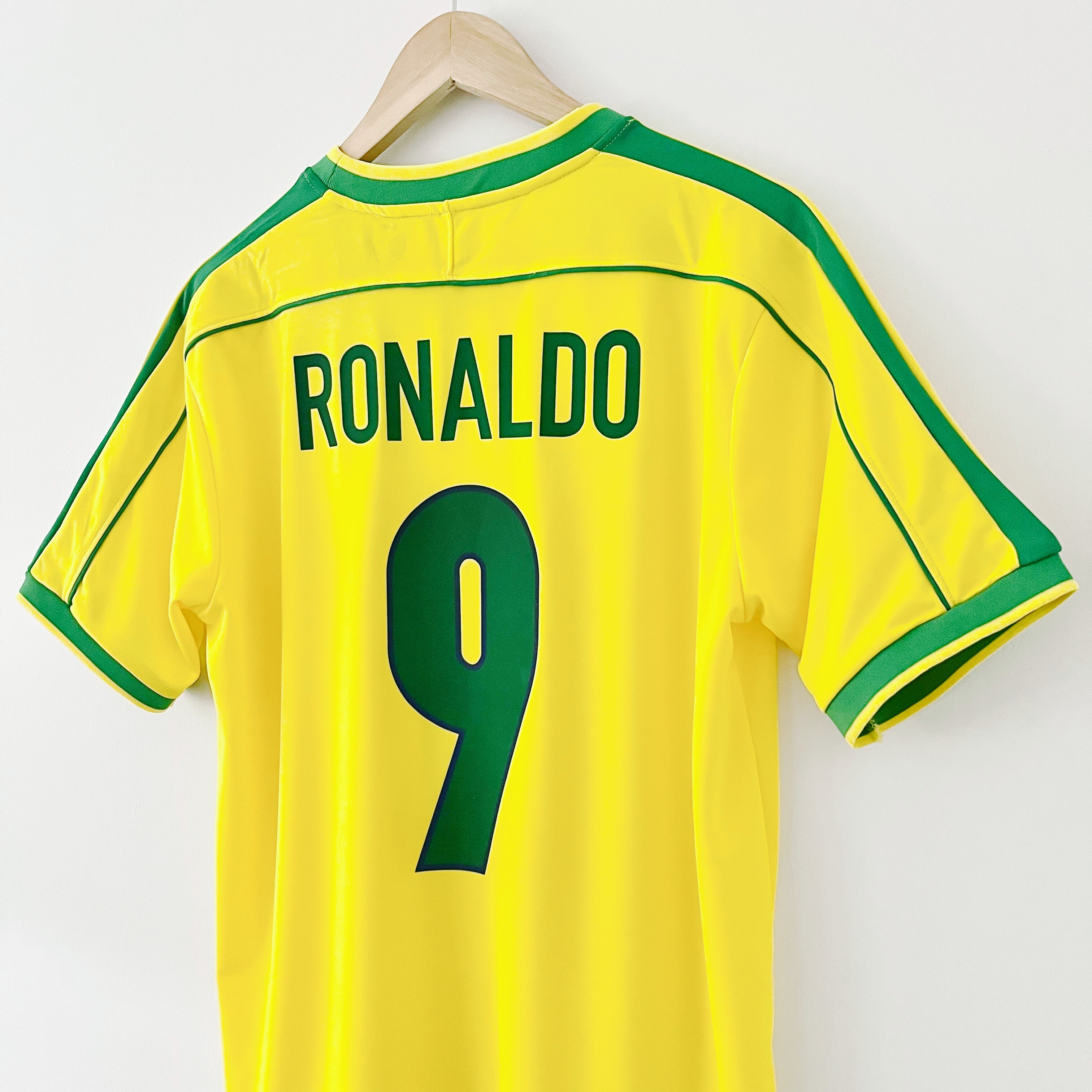 Camiseta retro de Brasil Copa del Mundo 1998 Local