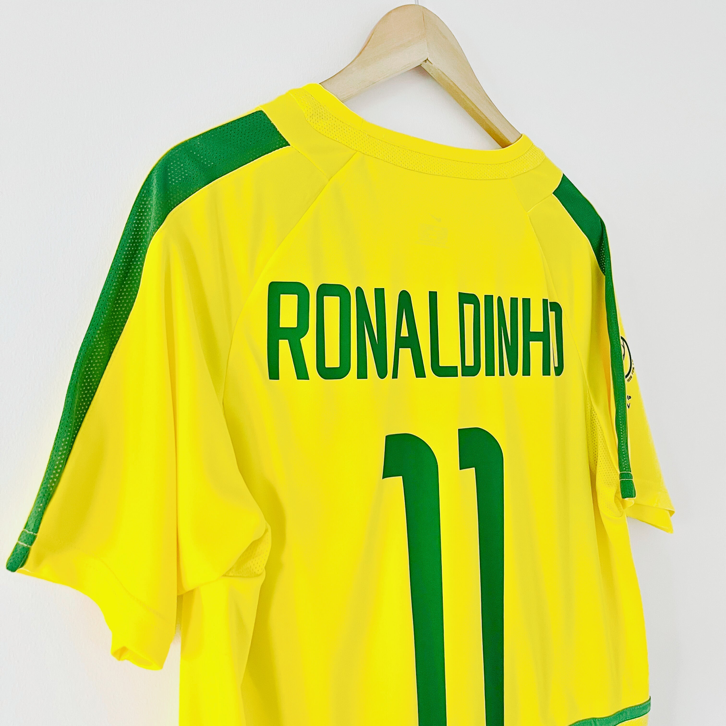 Camiseta retro de Brasil Copa del Mundo 2002 Local