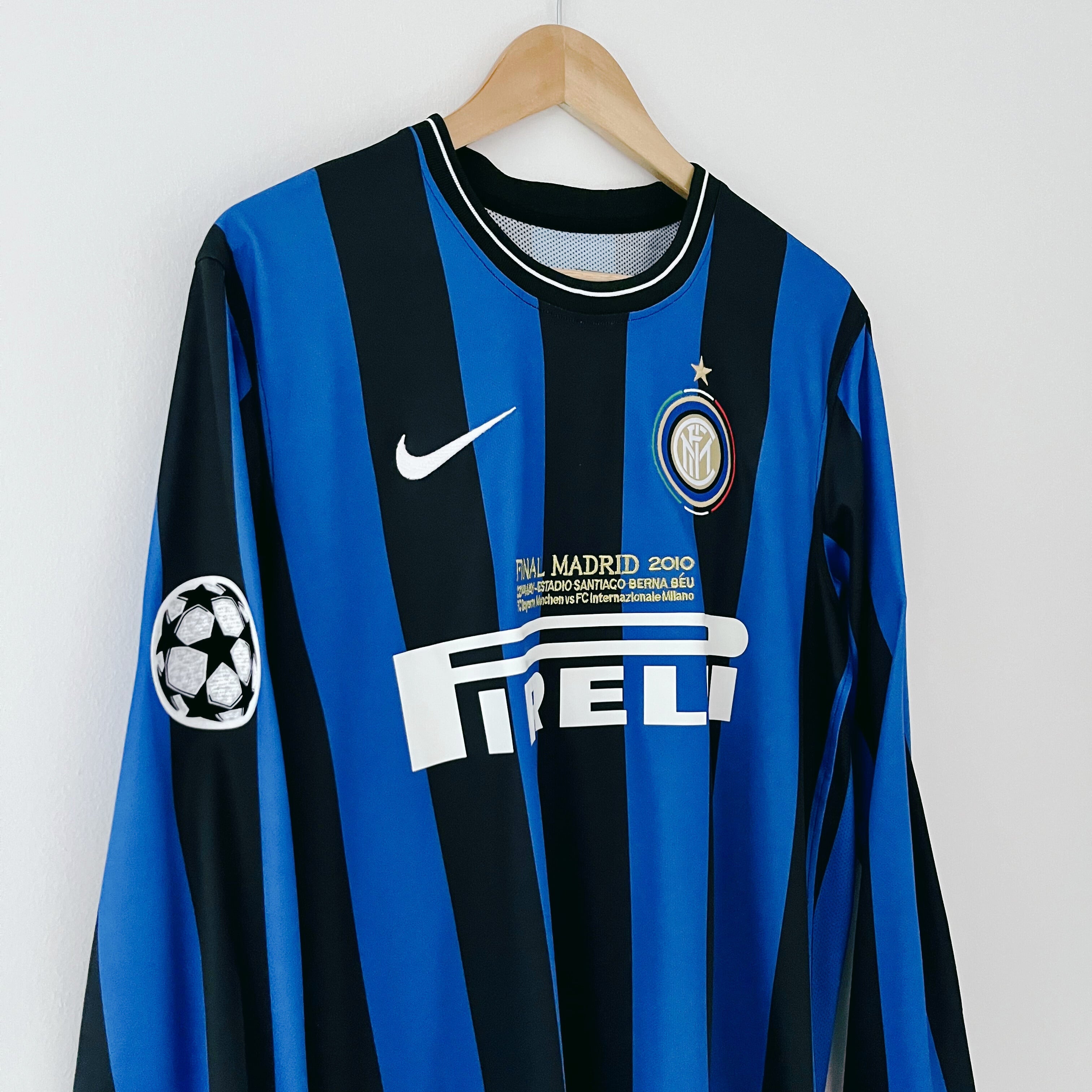 Camiseta retro del Inter de Milán de la final de la Champions League 2010