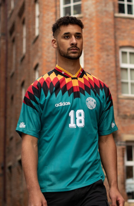 Duitsland uit retro-tenue uit 1994