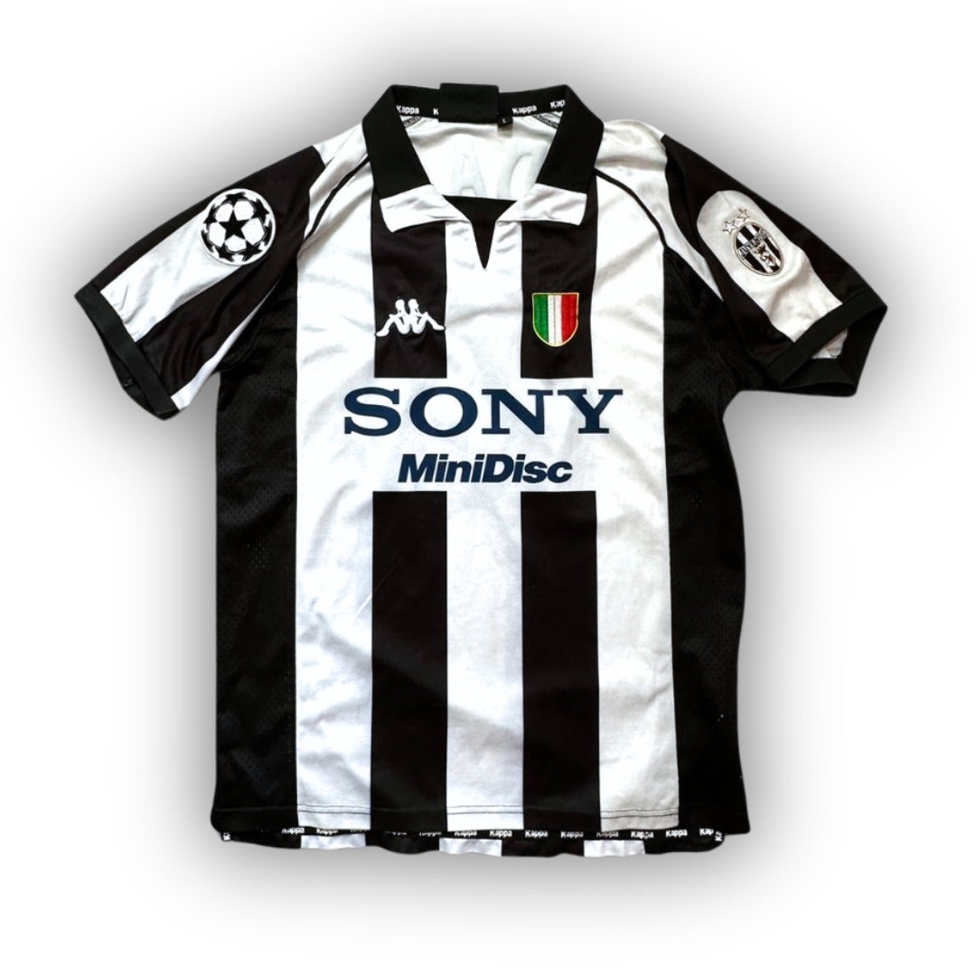 1997-98 - Juventus Thuis Retro