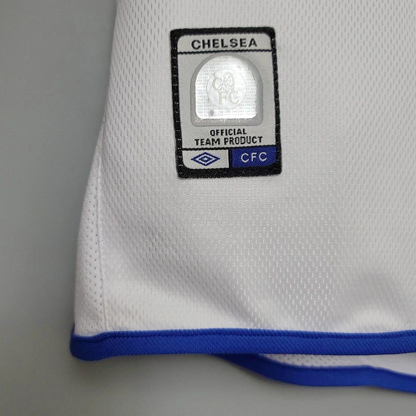 Chelsea uit retro-tenue 2003-2005