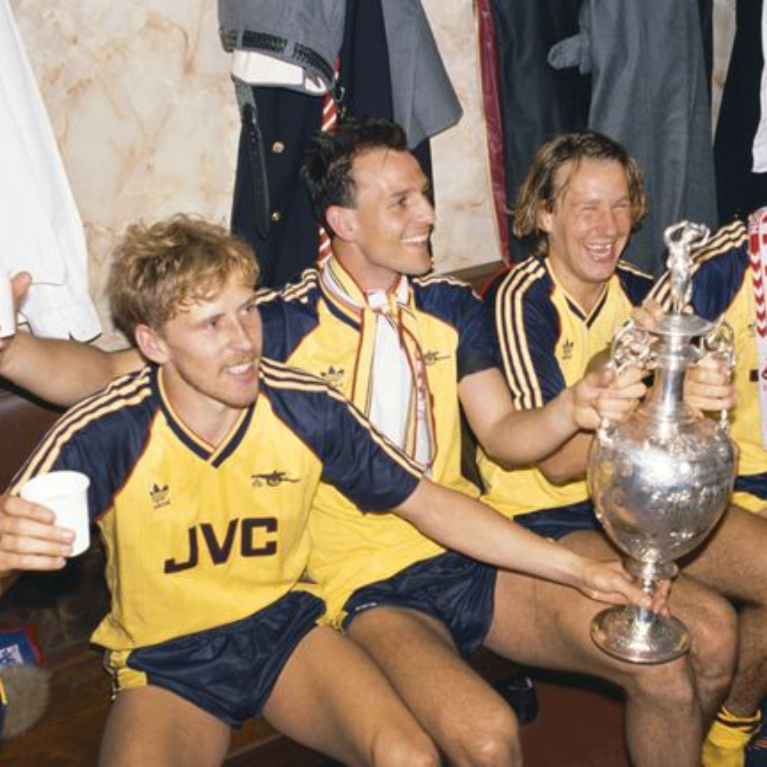 Camiseta de visitante del Arsenal 1988/90