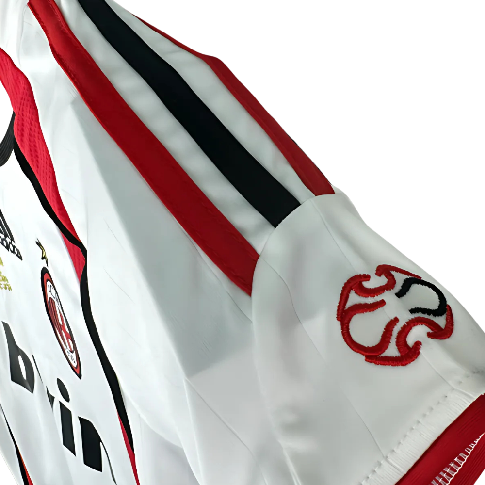 (KIDS) RETRO AC MILAN UITSHIRT &amp; SHORTS 2006/07