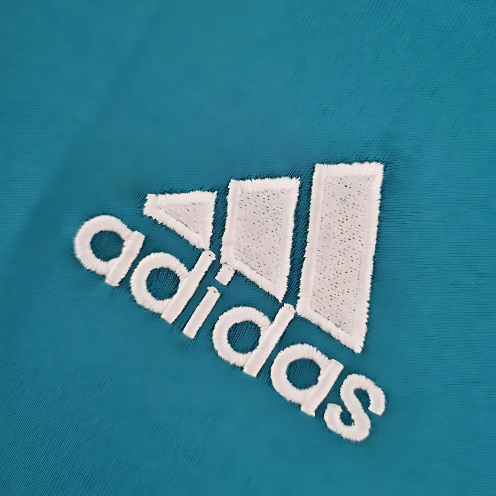 RETRO REAL MADRID AWAY SHIRT LONG SLEEVE 2017/18