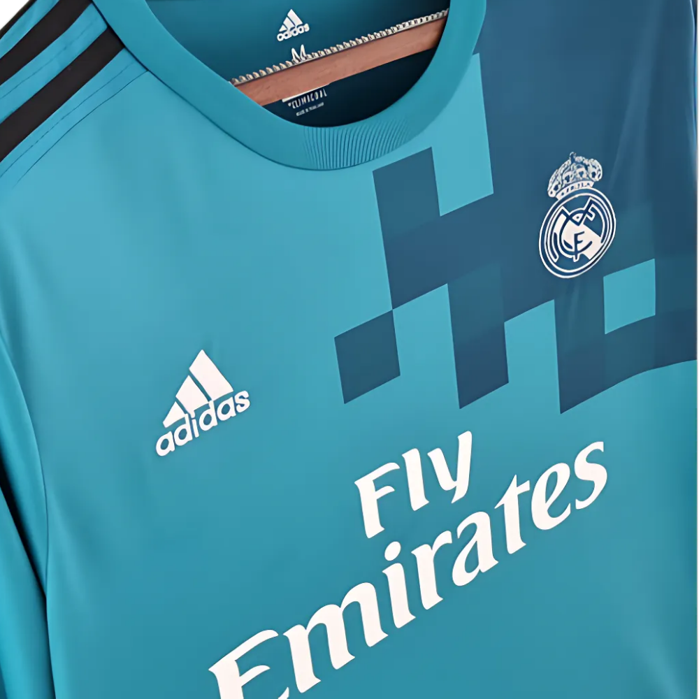 RETRO REAL MADRID AWAY SHIRT LONG SLEEVE 2017/18