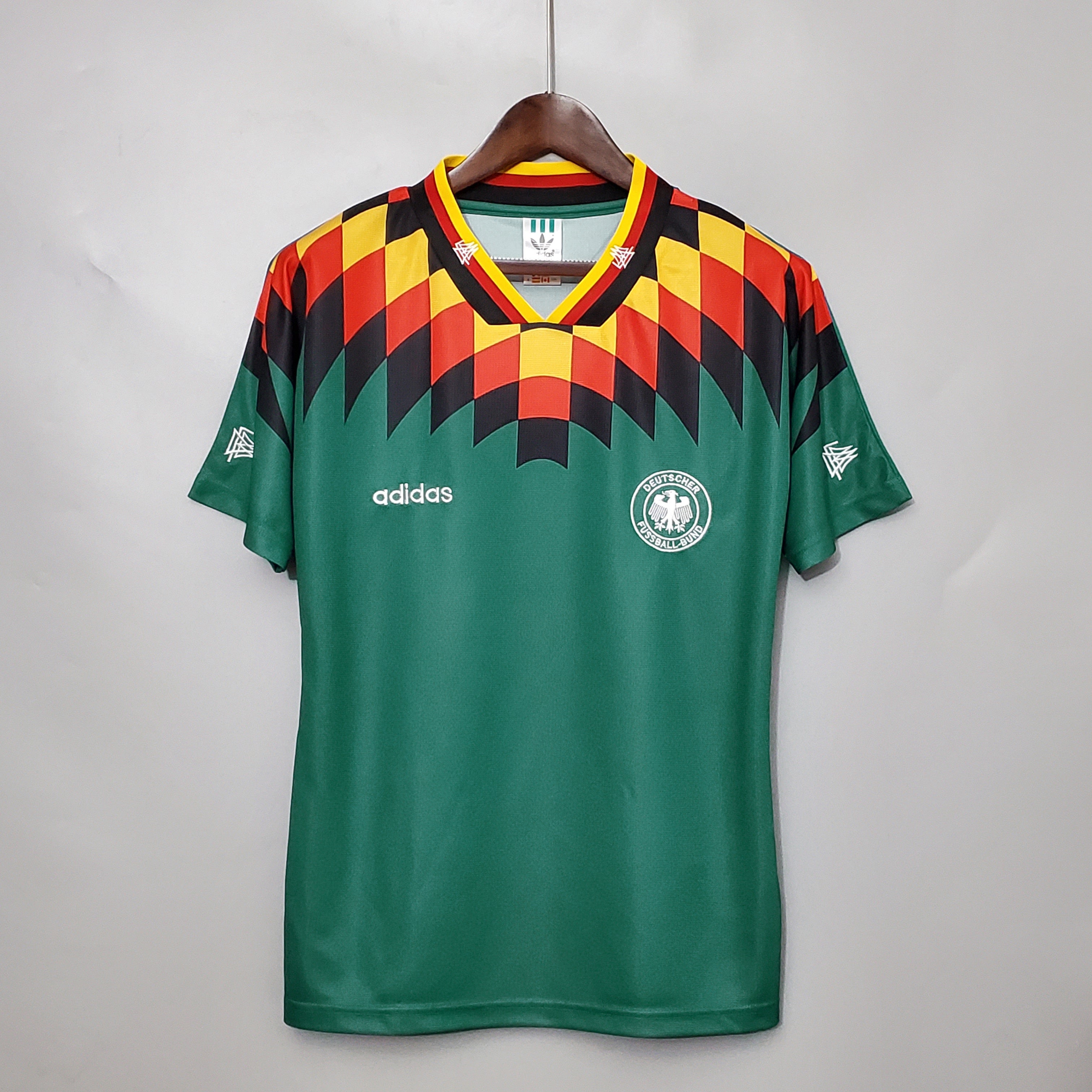 Camiseta retro de visitante de Alemania de 1994