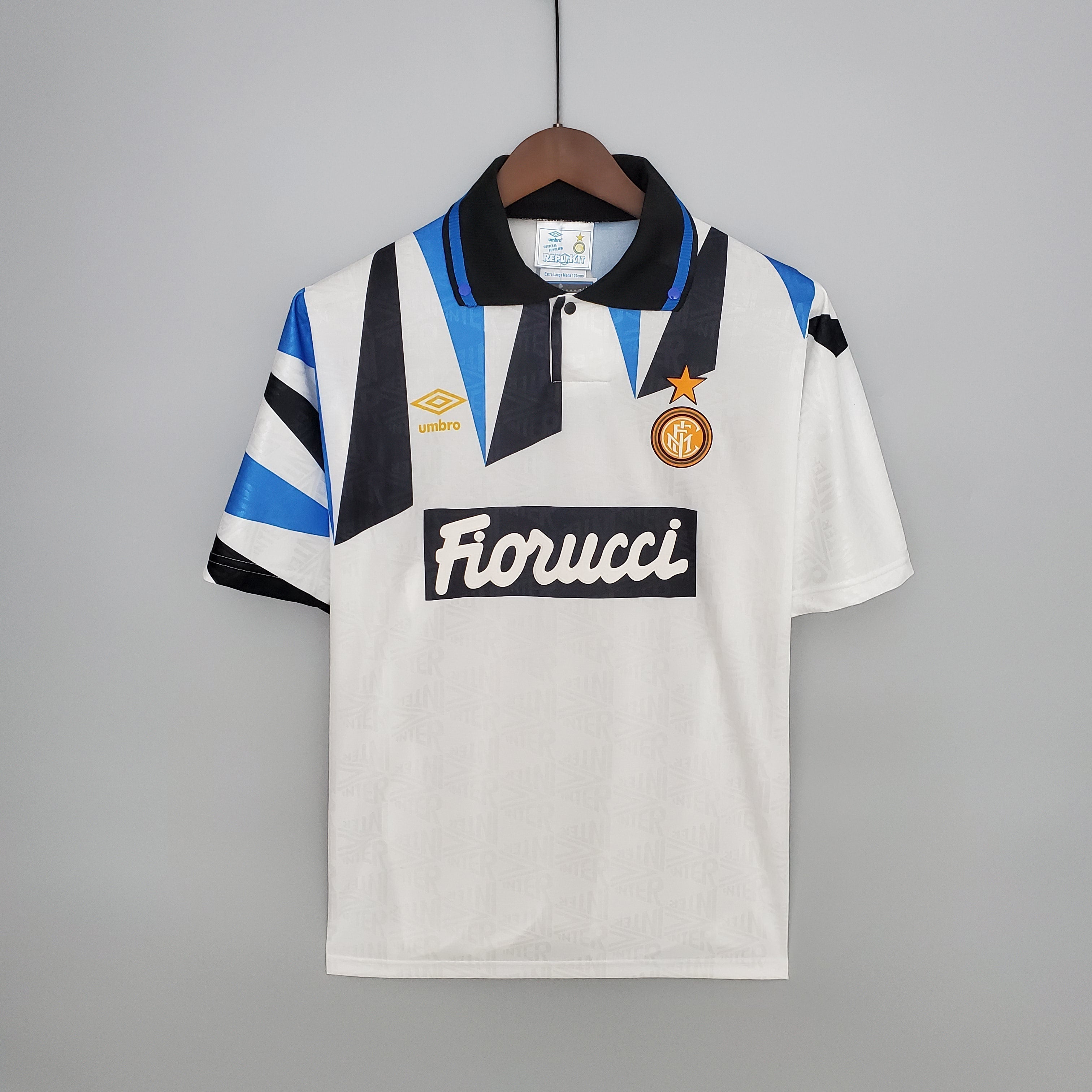 Camiseta retro de visitante del Inter de Milán 1992/93