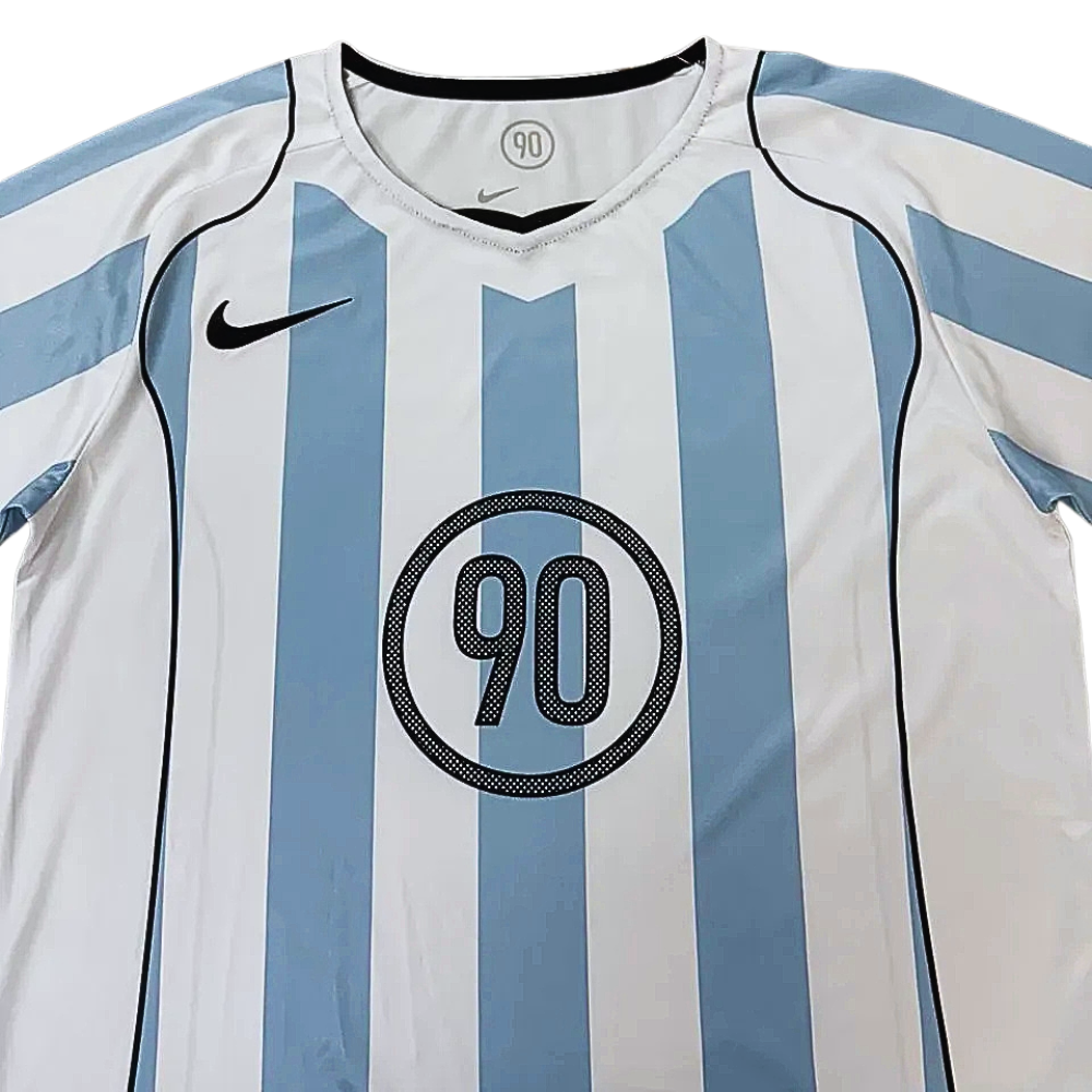 CAMISETA EDICIÓN ESPECIAL TOTAL 90 INSPIRADA EN ARGENTINA 2025/26