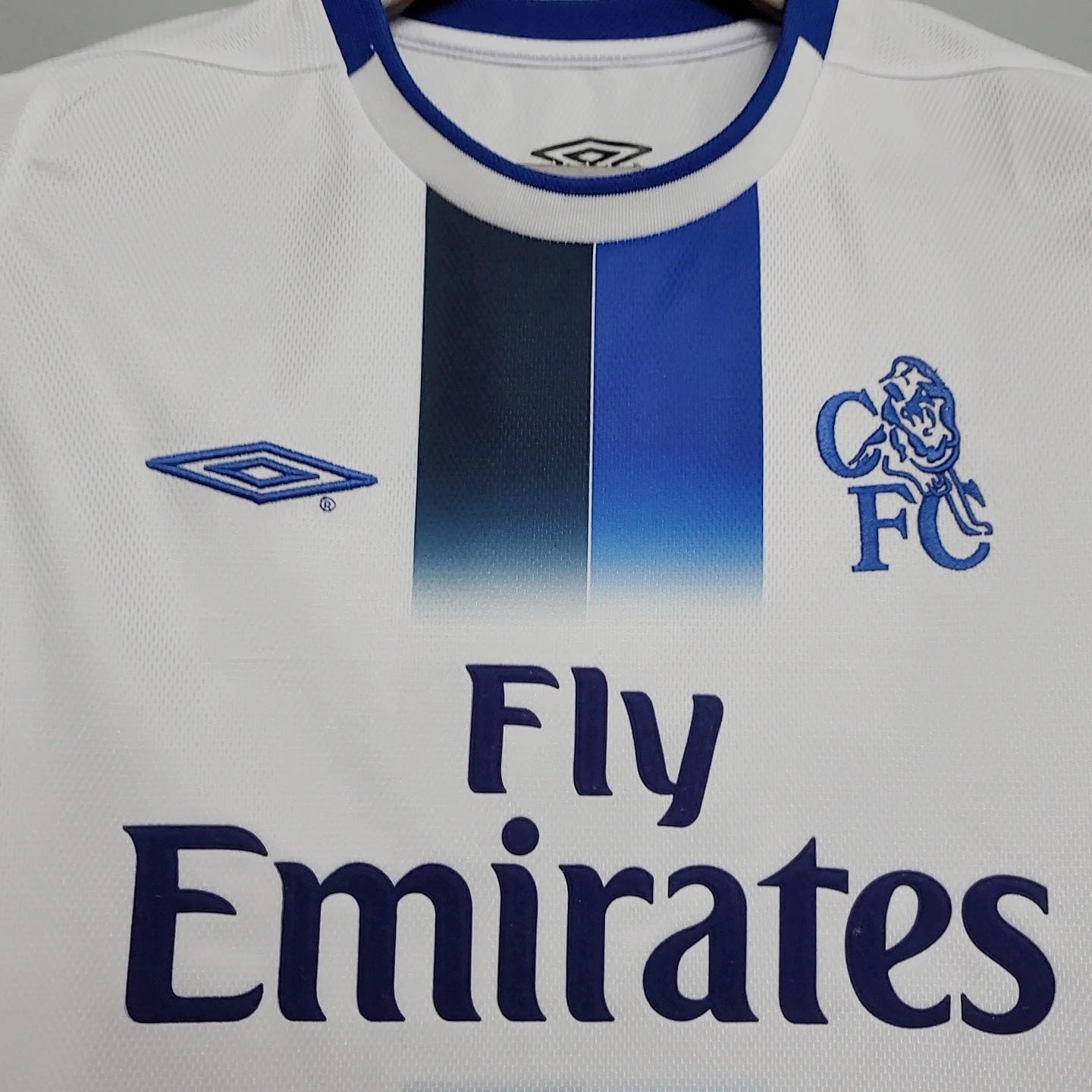 Chelsea uit retro-tenue 2003-2005