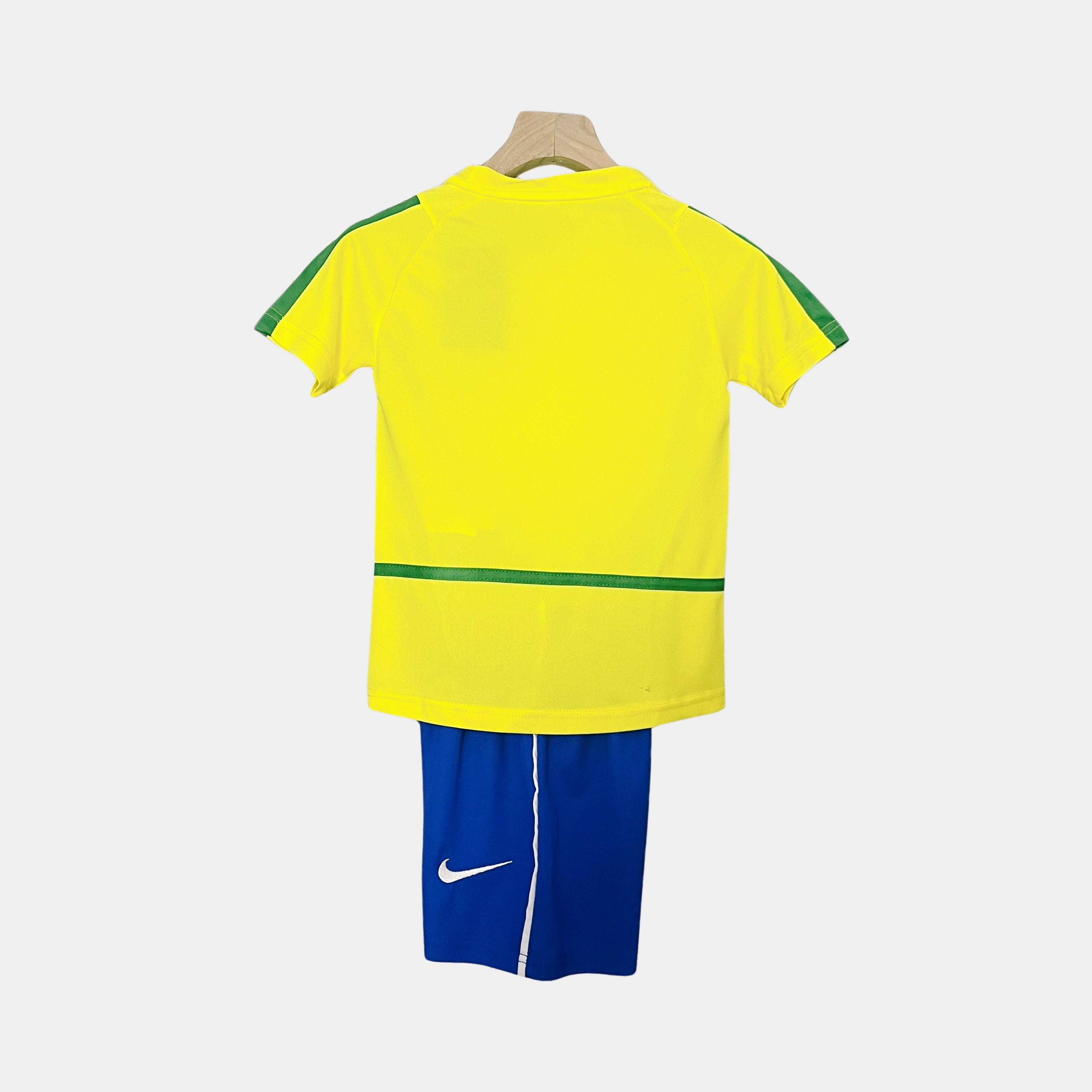 Kit retro de Brasil para niños, Copa Mundial 2002, local