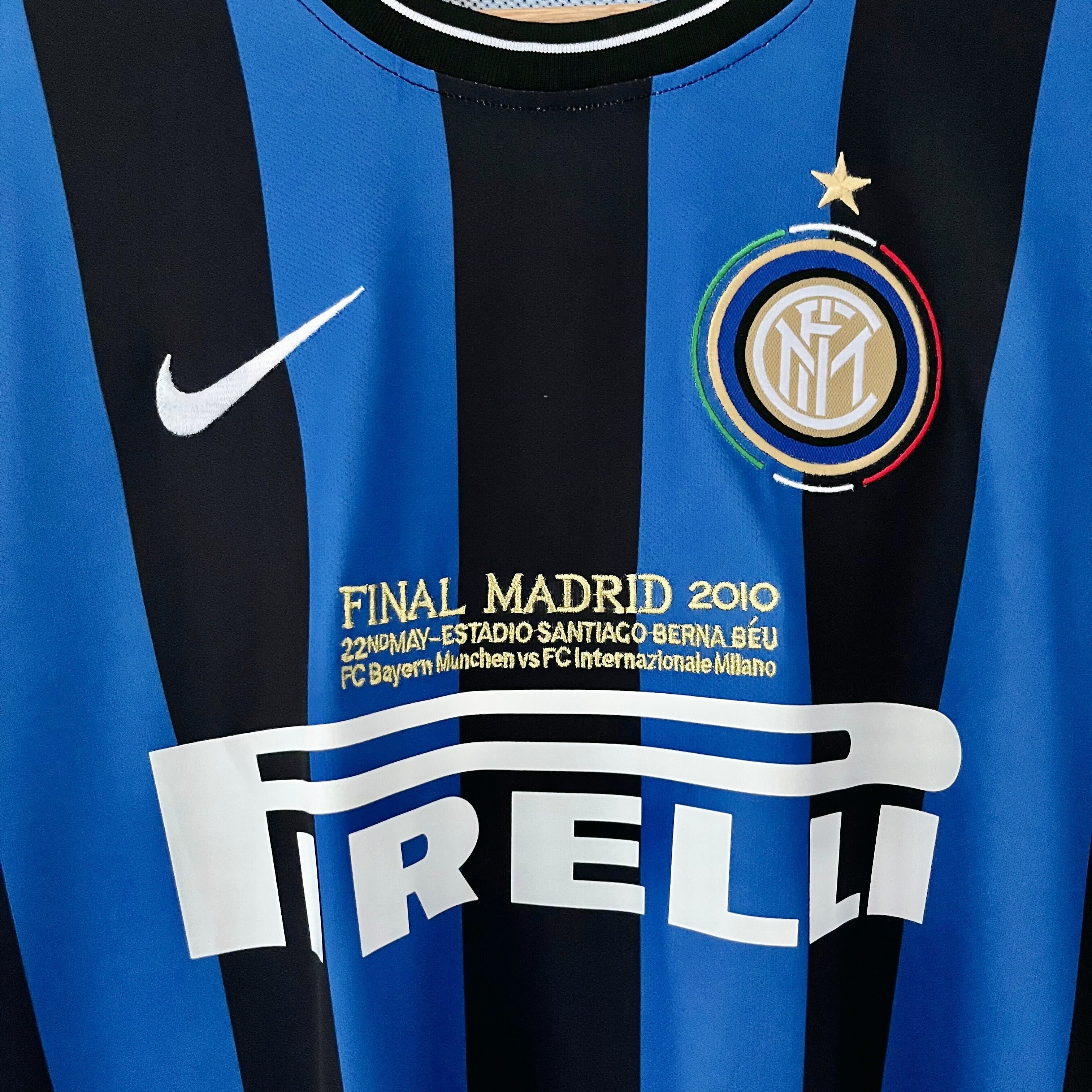 Camiseta retro del Inter de Milán de la final de la Champions League 2010