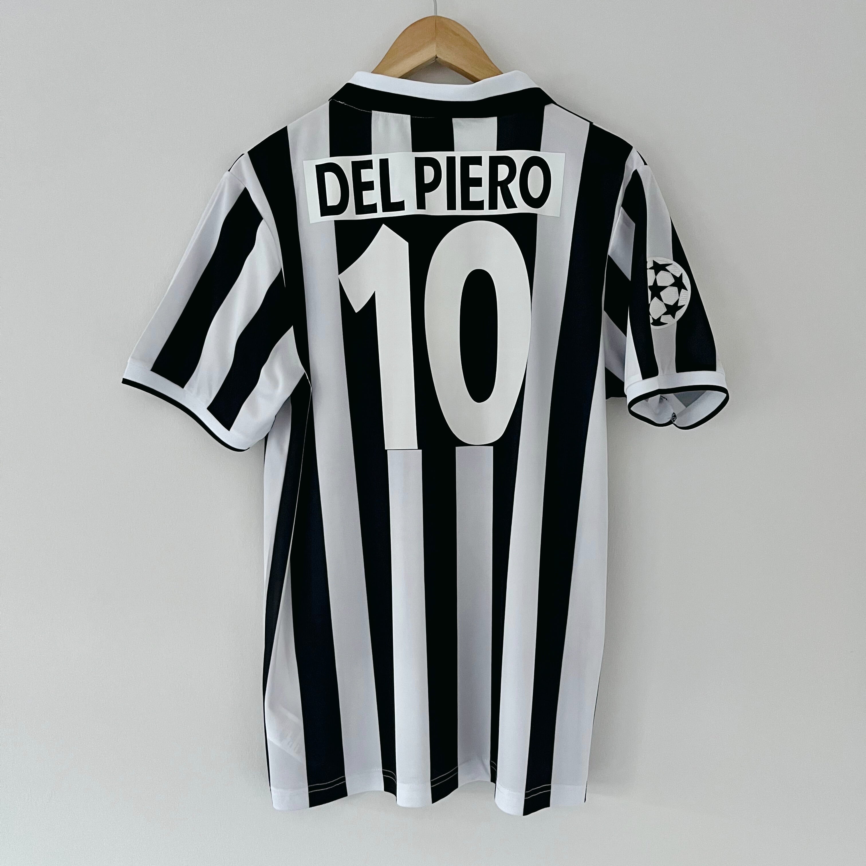 Camiseta retro de la Juventus 1996-97 de local