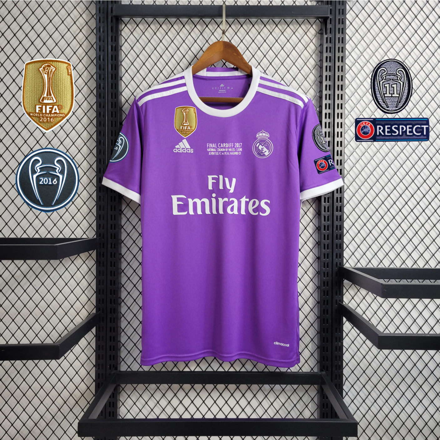 2016-17 - Retro del Real Madrid Visitante