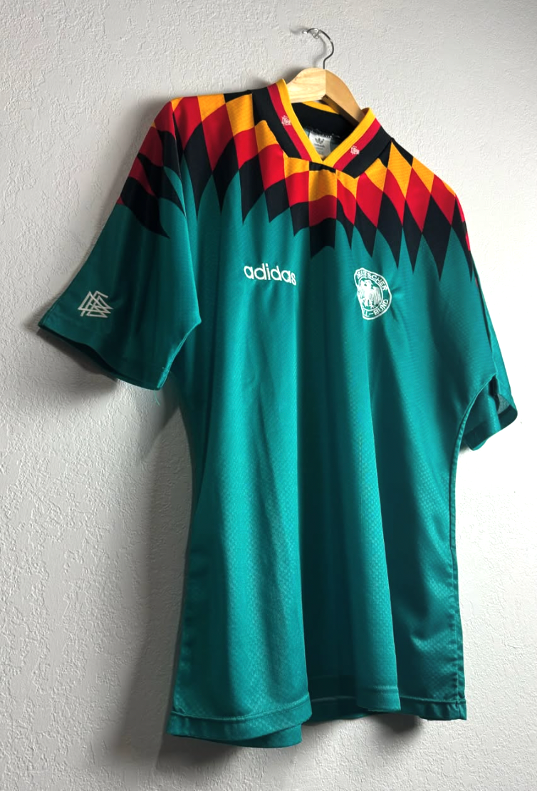 Camiseta retro de visitante de Alemania de 1994